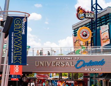 Universal-CityWalk-Welcome-Sign-1024x683